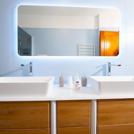 Casa Del Sole: Relax & Charme Nella Riviera Ligure * Camporosso (Liguria)